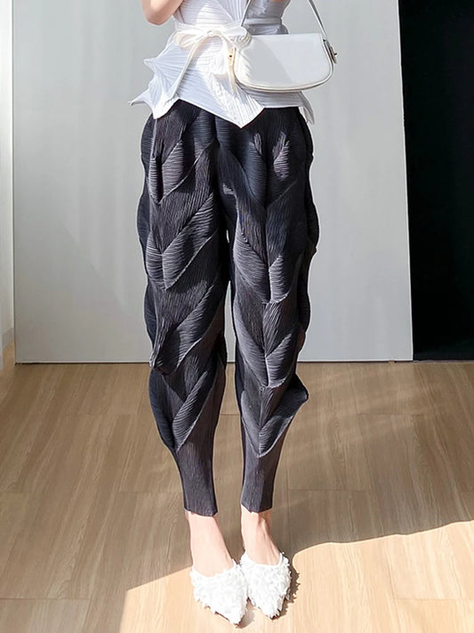 Miyake Pleated Pants Women Elastic Wiast 2023 New Summer Versatile Casual Pencil Trousers Solid Color Female Fashion  Pants