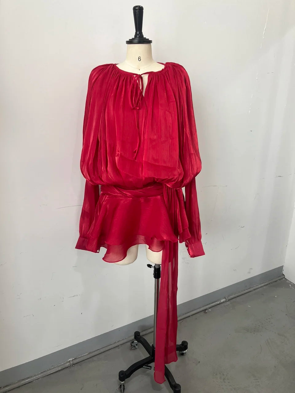 Elegant Ruched Mini Dress For Women Round Neck Lantern Long Sleeve High Waist Temperament Dresses Female Fashion 2025 CLOTHING