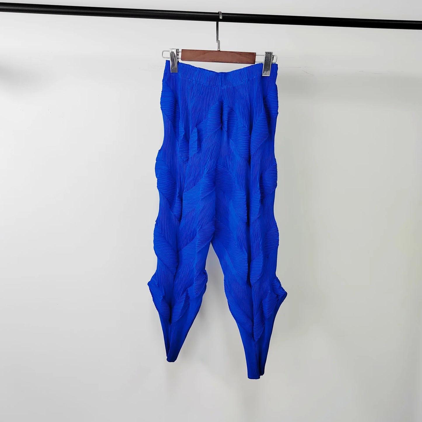 Miyake Pleated Pants Women Elastic Wiast 2023 New Summer Versatile Casual Pencil Trousers Solid Color Female Fashion  Pants