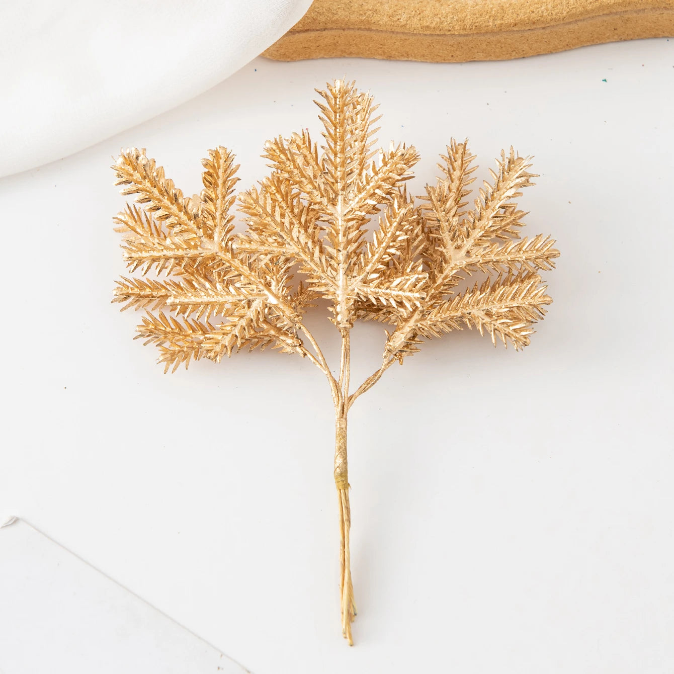 6PCS Artificial Plant Green Leaves Cactus for Home Christmas Decoration DIY Wreath Material Craft Wedding Banquet Accessories