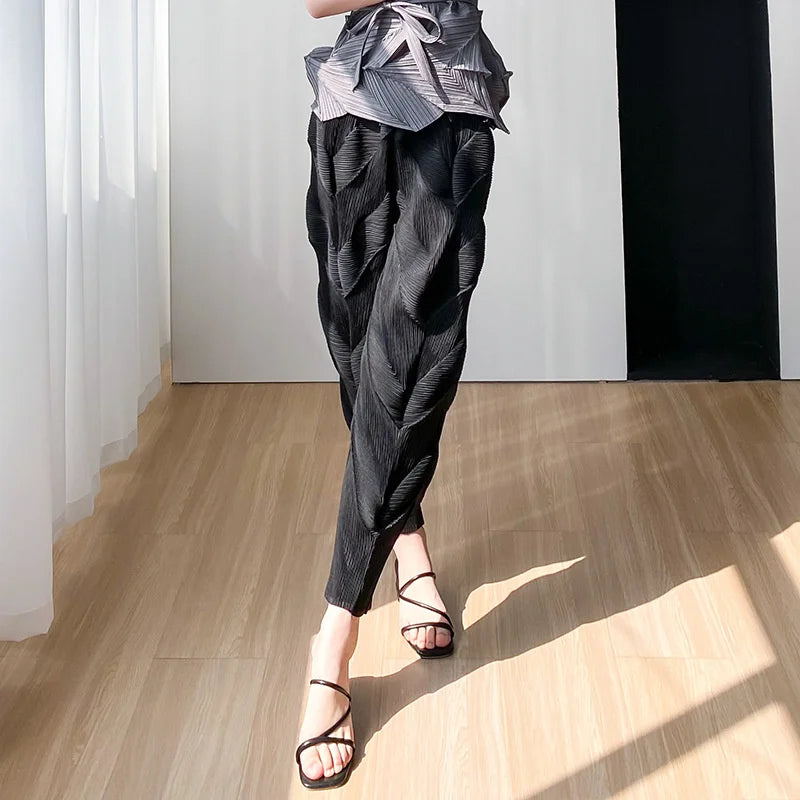 Miyake Pleated Pants Women Elastic Wiast 2023 New Summer Versatile Casual Pencil Trousers Solid Color Female Fashion  Pants